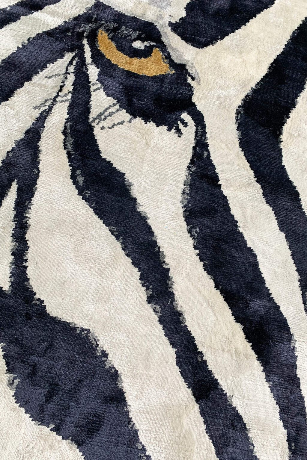 Zebra Rug 170 X 240