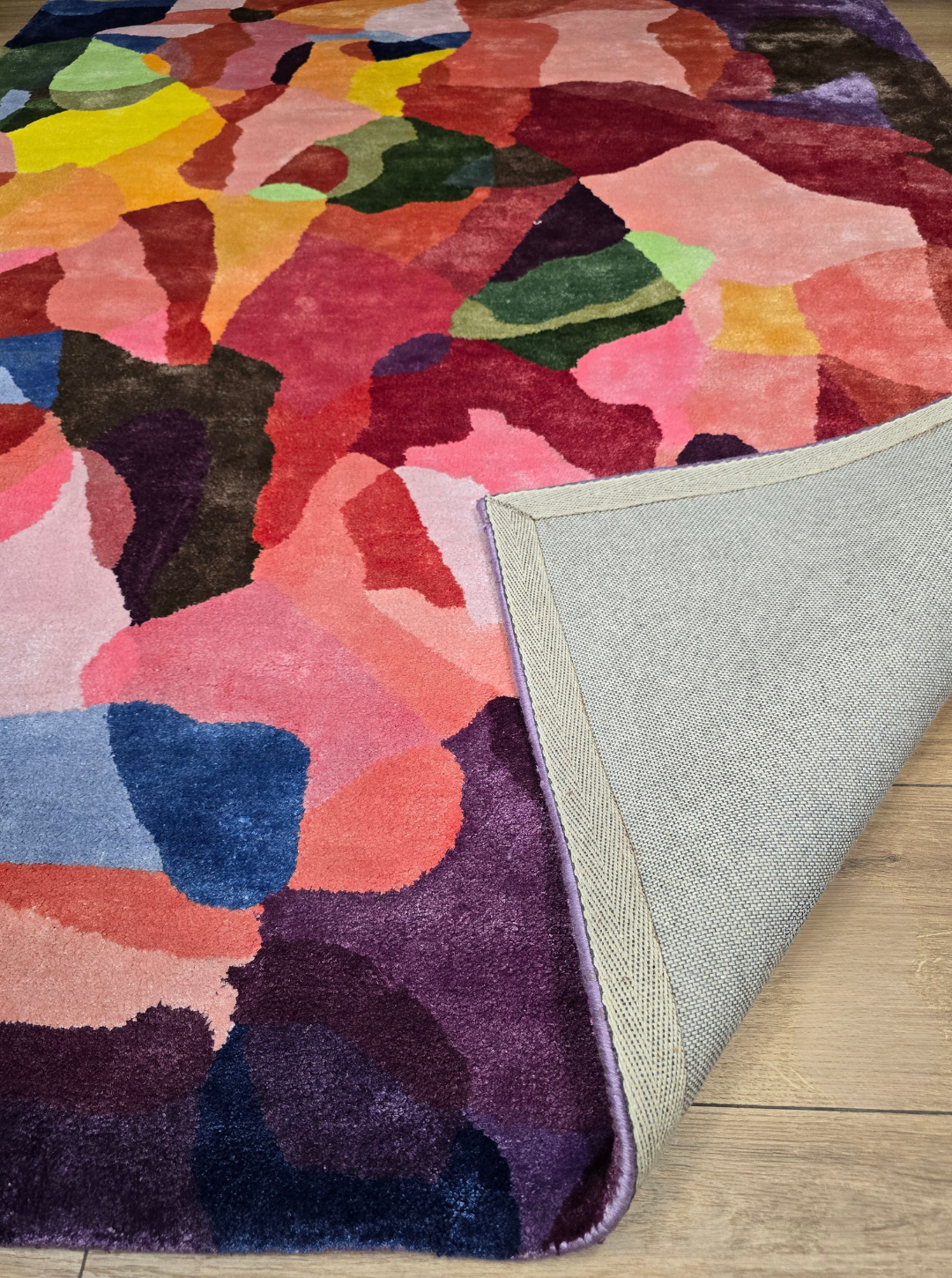 Rosie Luxury Rug 140 X 200