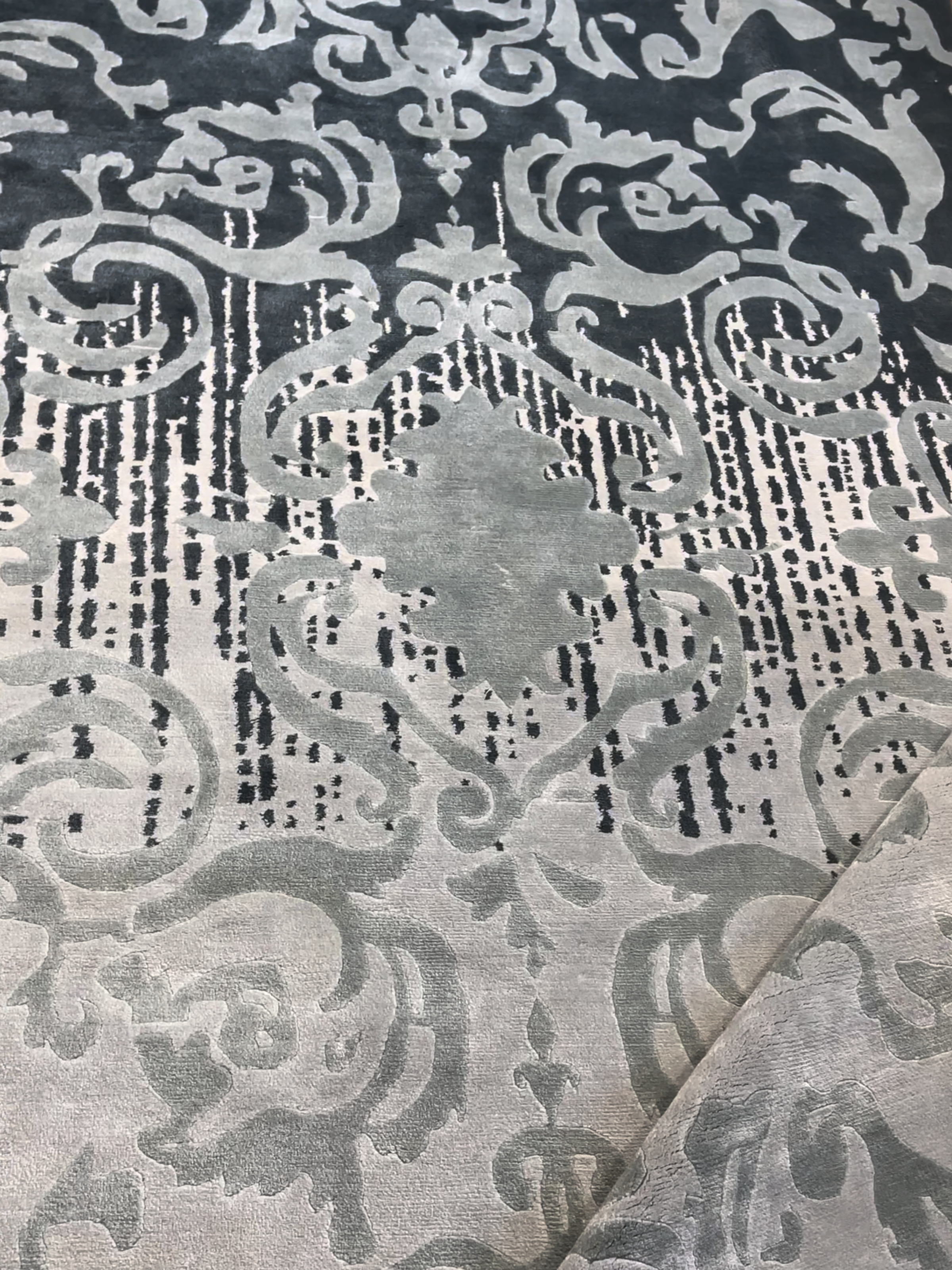 Shadow Vintage Luxury Rug 180 X 270
